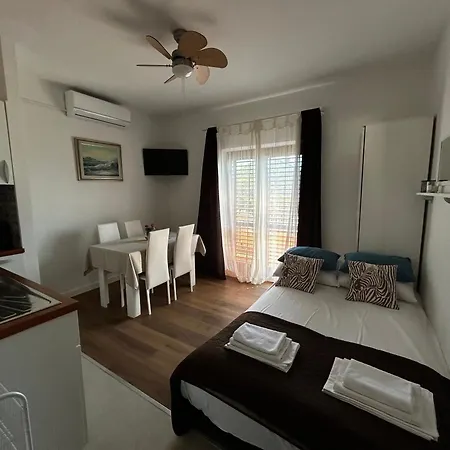 And Sinka 3* Biograd Na Moru