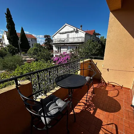 Pensjonat And Sinka Biograd Na Moru