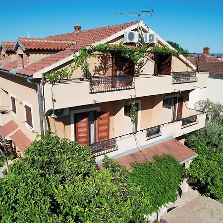 And Sinka 3* Biograd Na Moru