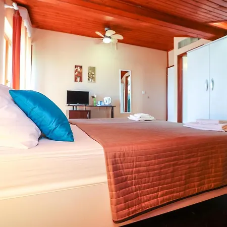 Guest house And Sinka Biograd Na Moru