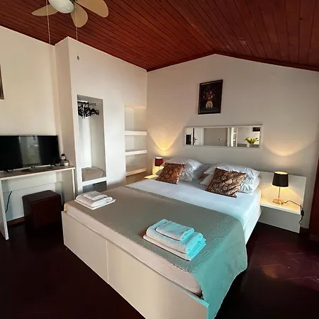 Casa de hóspedes And Sinka Biograd Na Moru