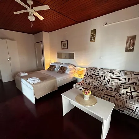 And Sinka 게스트하우스 3*