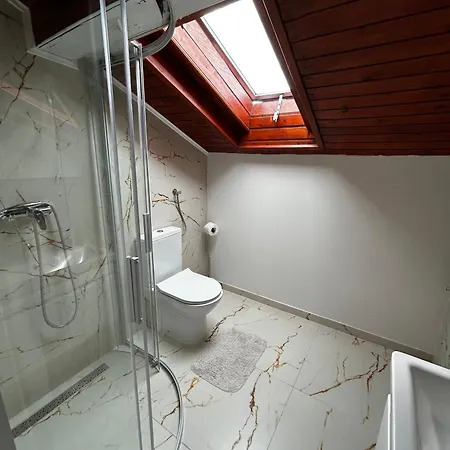 게스트하우스 And Sinka 3*