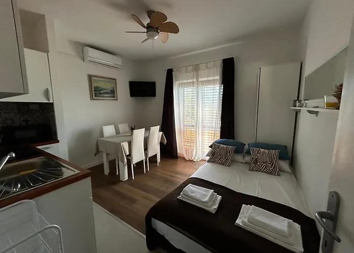 And Sinka 3* Biograd na Moru